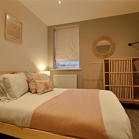 Scotforth Road- Boutique Rooms In Lancaster City Townhouse Exterior photo