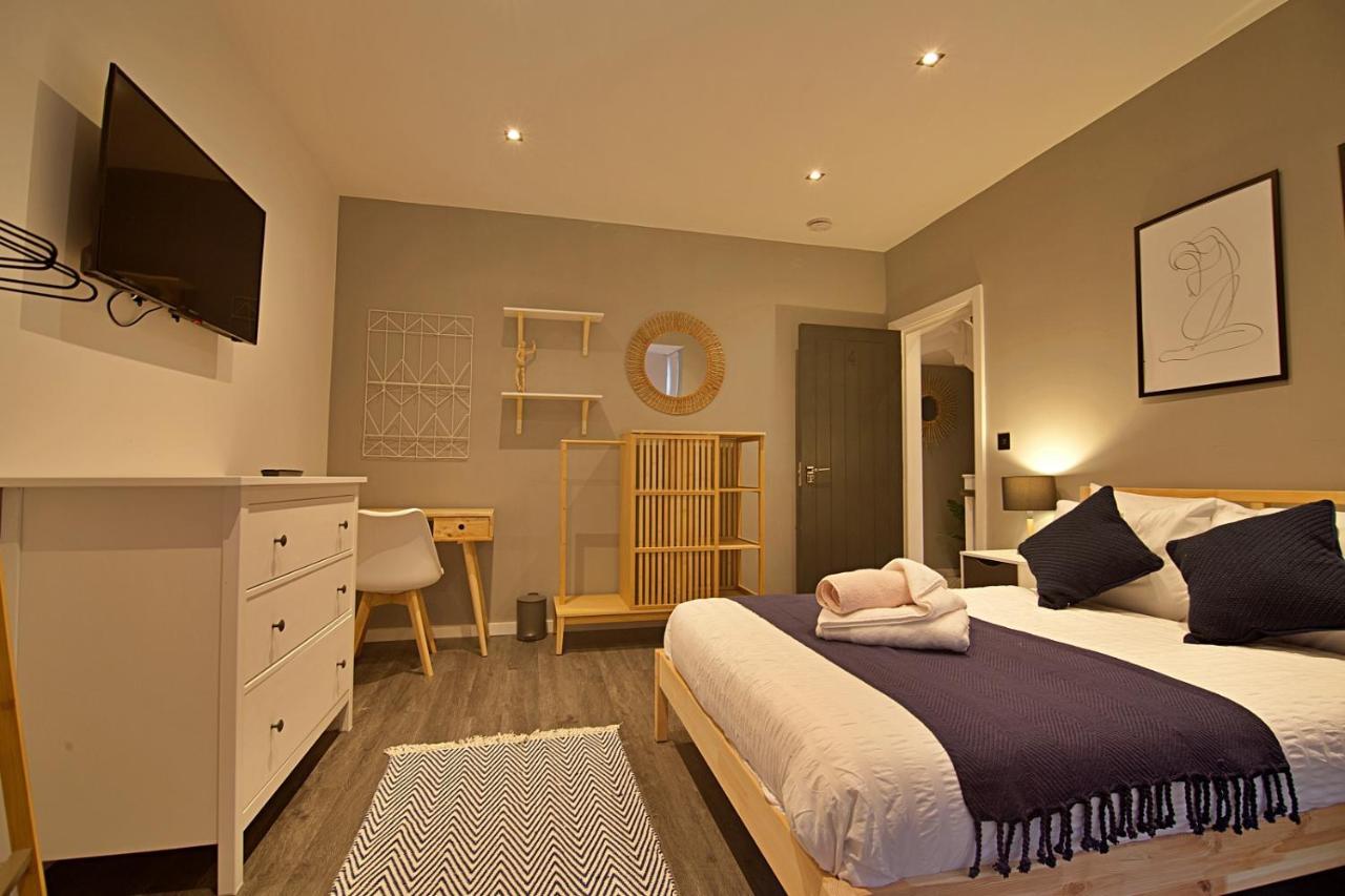 Scotforth Road- Boutique Rooms In Lancaster City Townhouse Exterior photo