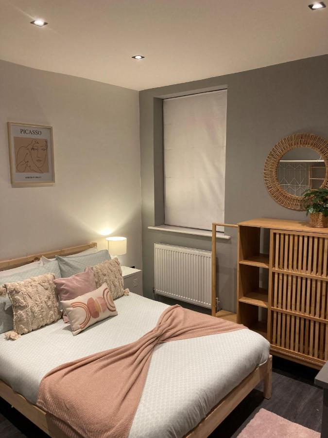 Scotforth Road- Boutique Rooms In Lancaster City Townhouse Exterior photo