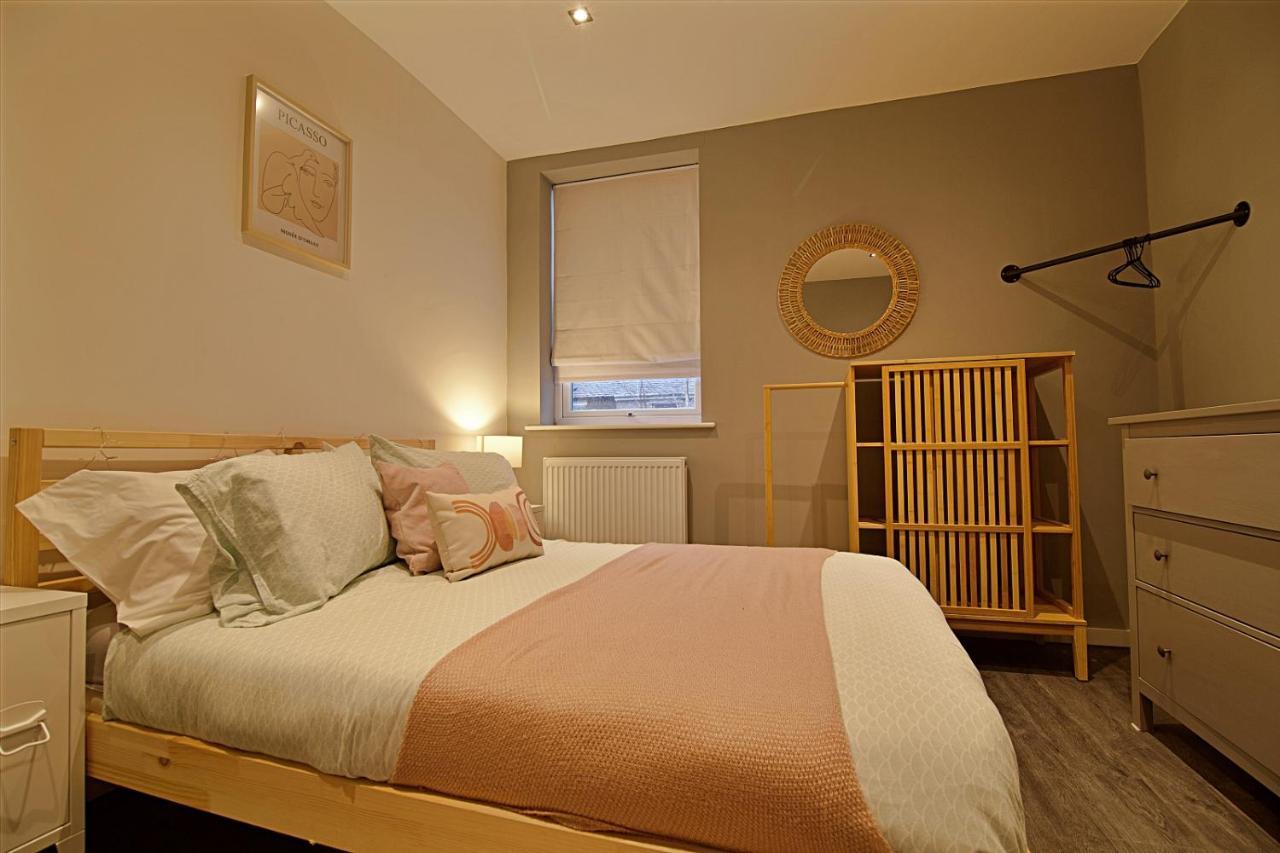 Scotforth Road- Boutique Rooms In Lancaster City Townhouse Exterior photo