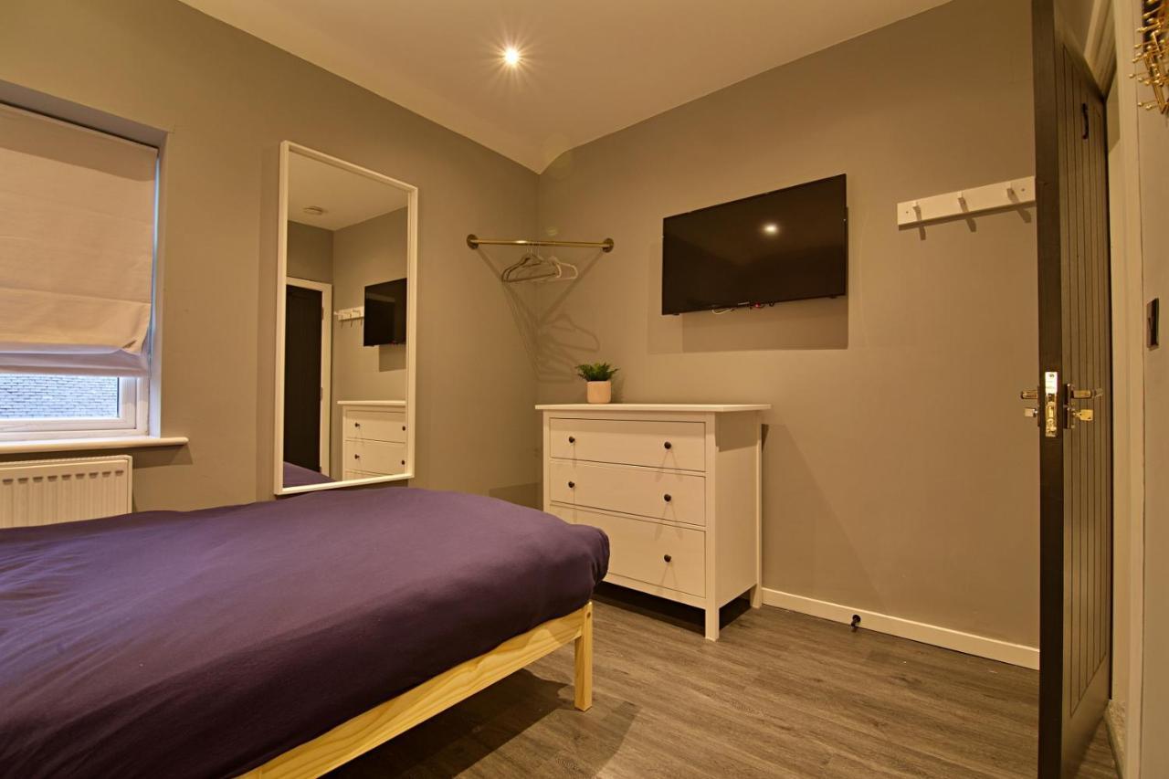 Scotforth Road- Boutique Rooms In Lancaster City Townhouse Exterior photo
